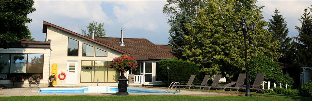 Hessenland Inn & Schatz Winery Zurich Eksteriør billede